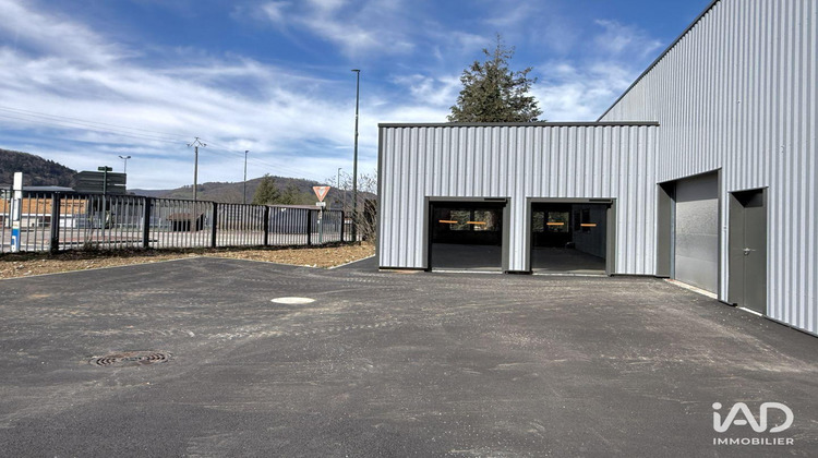 Ma-Cabane - Vente Local commercial Saint-Étienne-de-Crossey, 750 m²