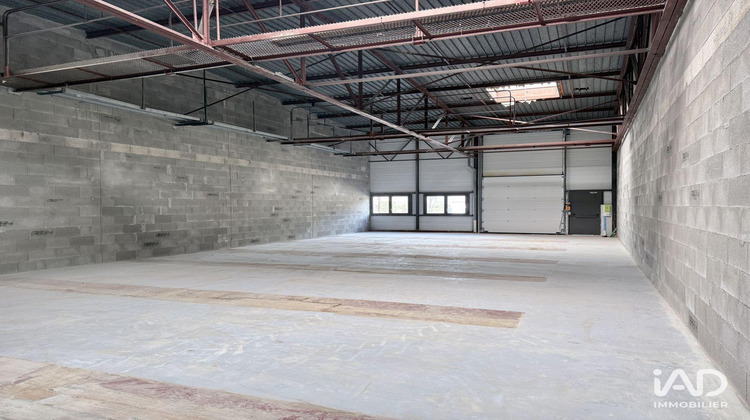 Ma-Cabane - Vente Local commercial Saint-Étienne-de-Crossey, 230 m²