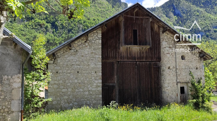 Ma-Cabane - Vente Local commercial Saint-Agnan-en-Vercors, 484 m²