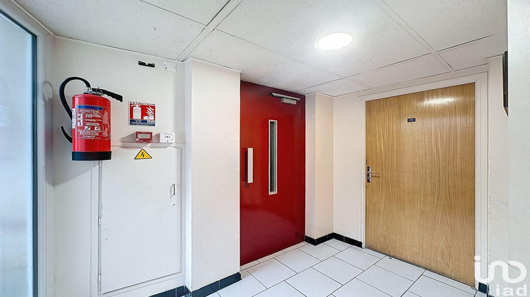 Ma-Cabane - Vente Local commercial Saint-Alban-sur-Limagnole, 920 m²