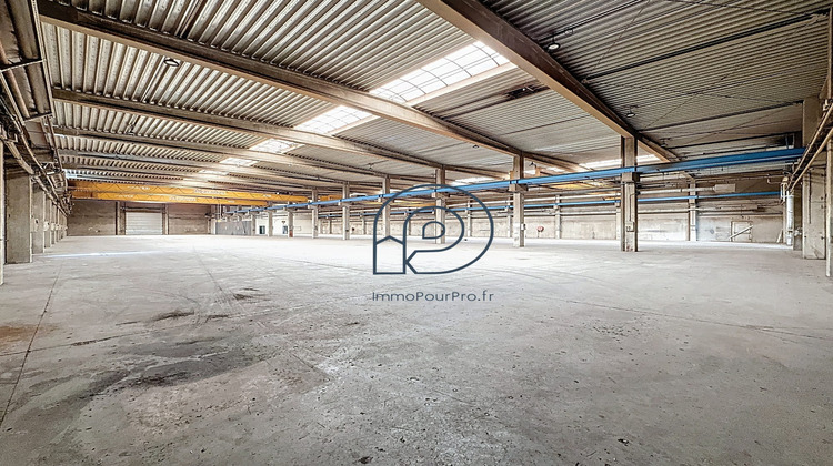 Ma-Cabane - Vente Local commercial Saint-Amand-les-Eaux, 3165 m²