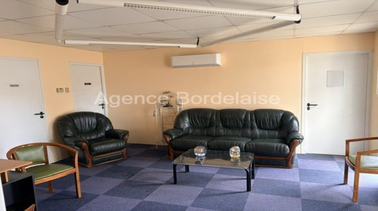 Ma-Cabane - Vente Local commercial Saint-André-de-Cubzac, 145 m²