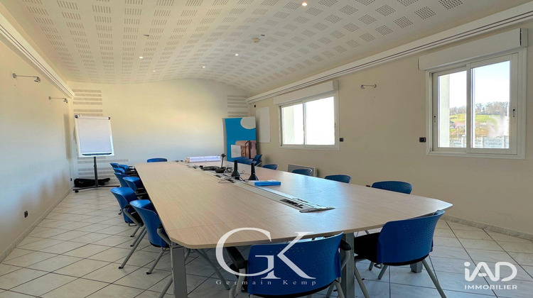 Ma-Cabane - Vente Local commercial Saint-André-le-Gaz, 9839 m²