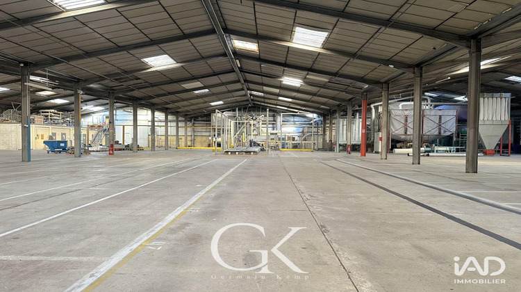 Ma-Cabane - Vente Local commercial Saint-André-le-Gaz, 9839 m²