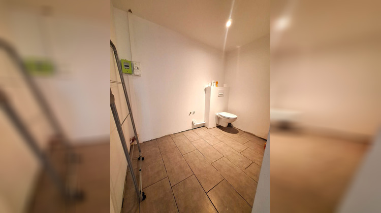 Ma-Cabane - Vente Local commercial SAINT-ANTOINE-DU-ROCHER, 158 m²