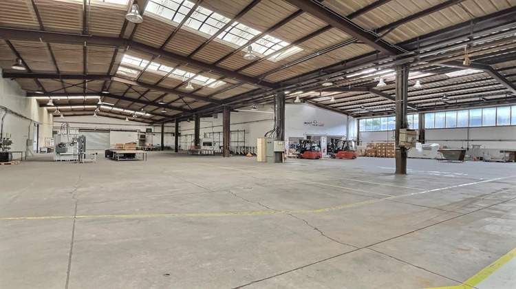 Ma-Cabane - Vente Local commercial Saint-Avold, 2680 m²