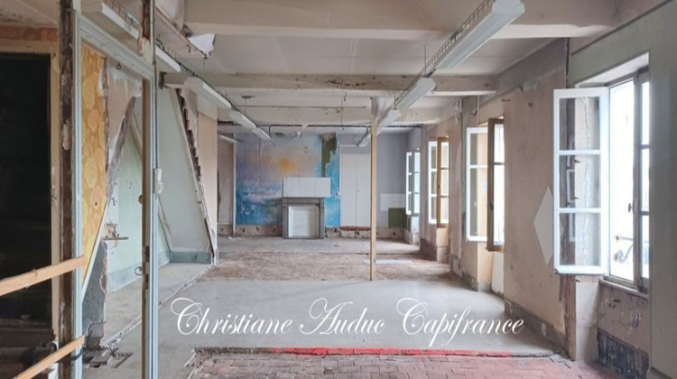 Ma-Cabane - Vente Local commercial SAINT BONNET DE JOUX, 168 m²