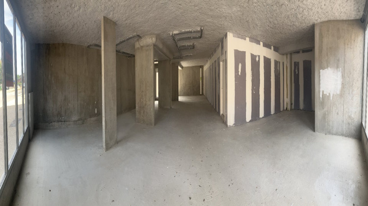 Ma-Cabane - Vente Local commercial SAINT BONNET DE MURE, 179 m²