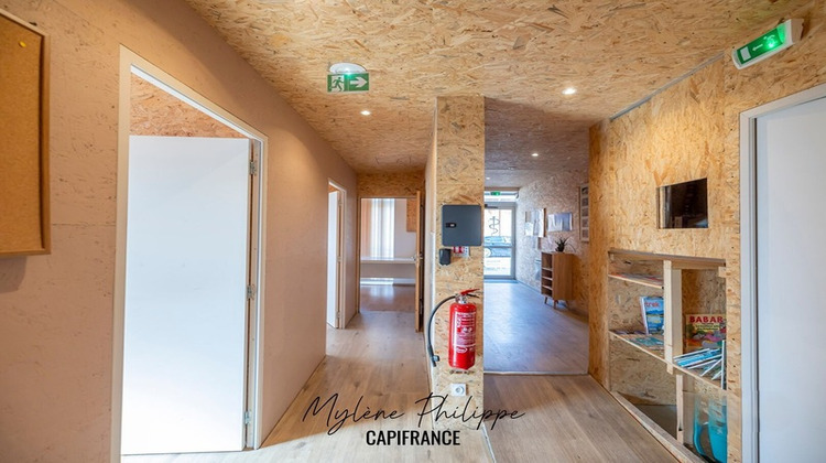 Ma-Cabane - Vente Local commercial SAINT BONNET EN CHAMPSAUR, 111 m²