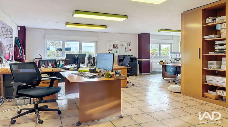 Ma-Cabane - Vente Local commercial Saint-Cannat, 1280 m²