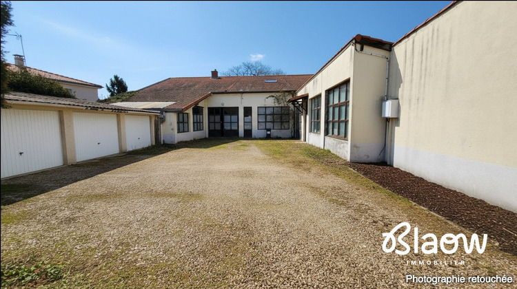 Ma-Cabane - Vente Local commercial Saint-Chamond, 300 m²