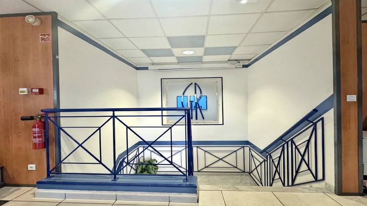 Ma-Cabane - Vente Local commercial Saint-Chinian, 770 m²