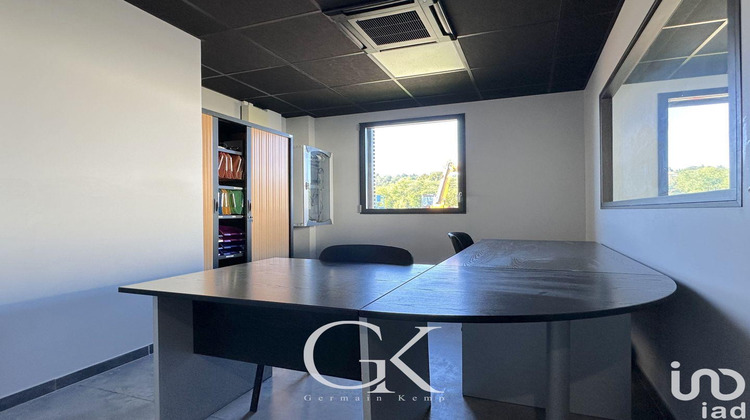 Ma-Cabane - Vente Local commercial Saint-Clair-de-la-Tour, 550 m²