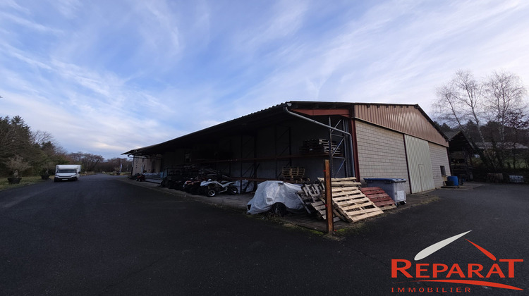 Ma-Cabane - Vente Local commercial Saint-Clément, 1630 m²