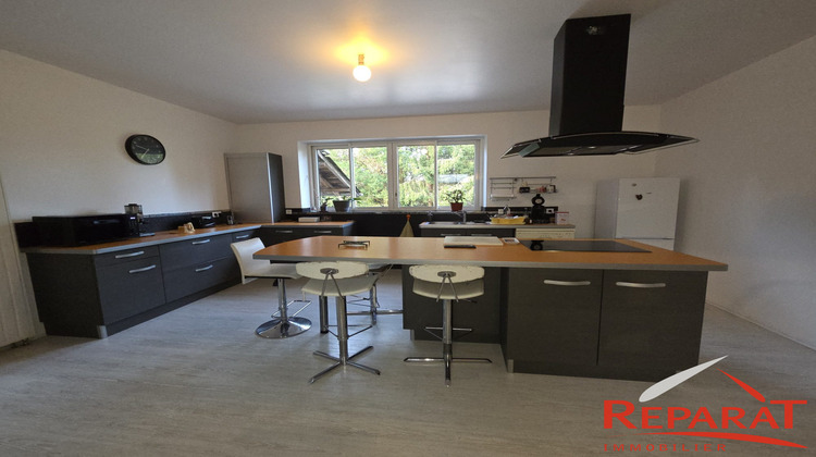 Ma-Cabane - Vente Local commercial Saint-Clément, 1630 m²