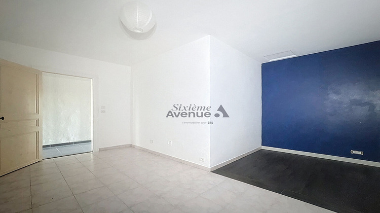 Ma-Cabane - Vente Local commercial SAINT-CLEMENT-DE-RIVIERE, 209 m²