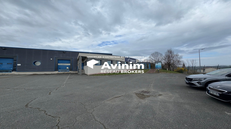 Ma-Cabane - Vente Local commercial Saint-Clément-les-Places, 1323 m²