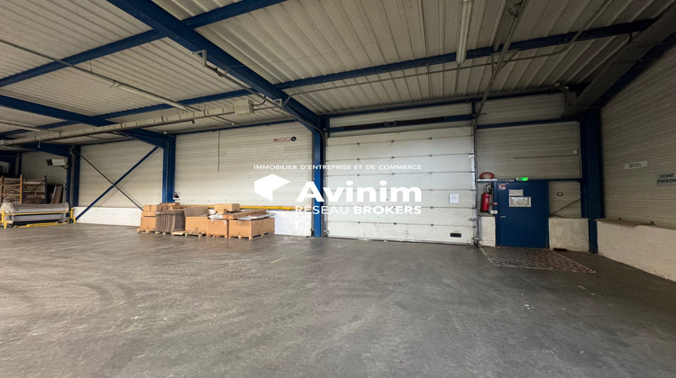 Ma-Cabane - Vente Local commercial Saint-Clément-les-Places, 1323 m²