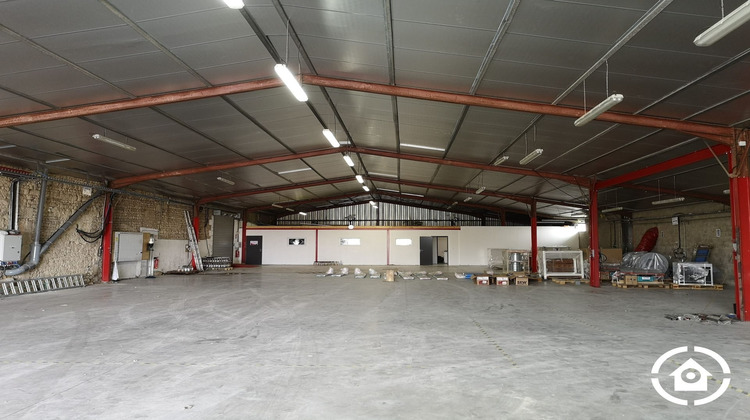 Ma-Cabane - Vente Local commercial Saint-Cybardeaux, 869 m²