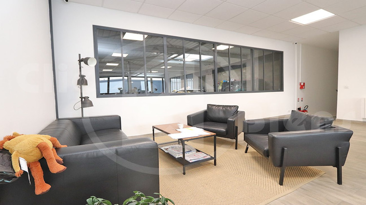 Ma-Cabane - Vente Local commercial Saint-Cyr-l'École, 412 m²