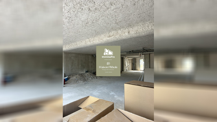Ma-Cabane - Vente Local commercial Saint-Cyr-sur-Mer, 145 m²