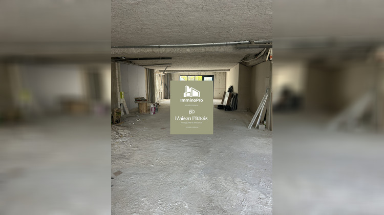 Ma-Cabane - Vente Local commercial Saint-Cyr-sur-Mer, 145 m²