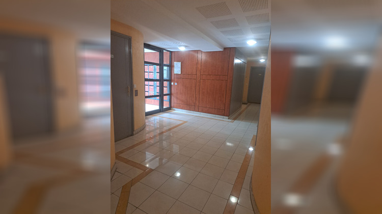 Ma-Cabane - Vente Local commercial SAINT-DENIS, 130 m²