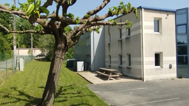Ma-Cabane - Vente Local commercial Saint-Donat-sur-l'Herbasse, 240 m²