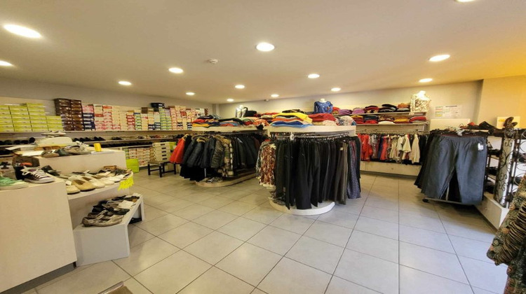 Ma-Cabane - Vente Local commercial SAINT ETIENNE, 110 m²