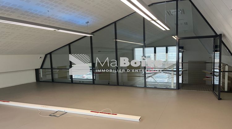 Ma-Cabane - Vente Local commercial SAINT-ETIENNE, 330 m²