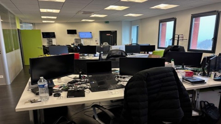 Ma-Cabane - Vente Local commercial SAINT-ETIENNE, 232 m²