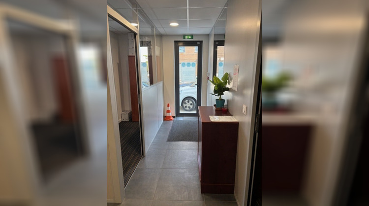 Ma-Cabane - Vente Local commercial SAINT-ETIENNE, 330 m²