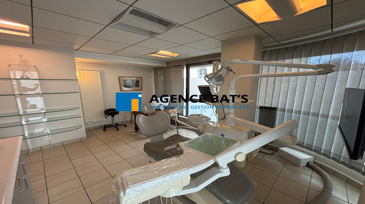 Ma-Cabane - Vente Local commercial SAINT-ETIENNE, 91 m²