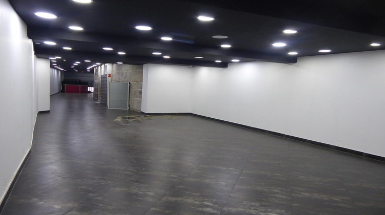 Ma-Cabane - Vente Local commercial SAINT-ETIENNE, 175 m²