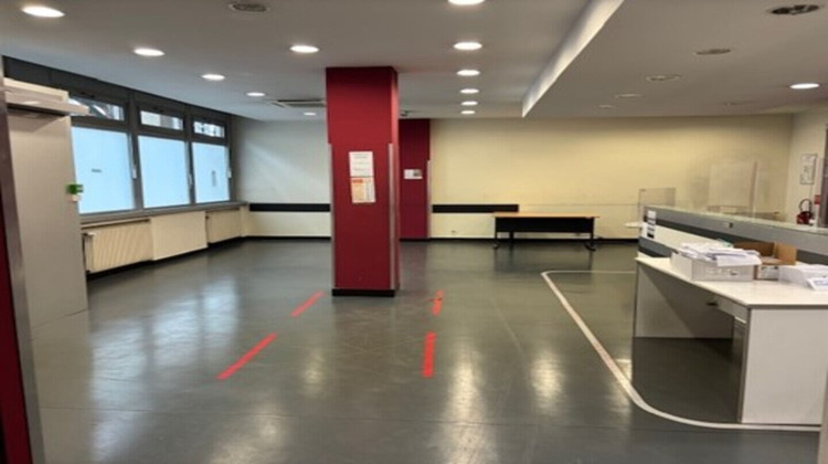 Ma-Cabane - Vente Local commercial SAINT-ETIENNE, 760 m²
