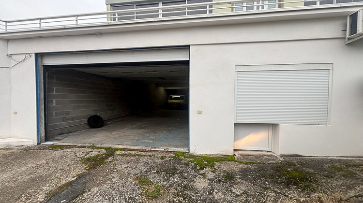 Ma-Cabane - Vente Local commercial SAINT-ETIENNE, 250 m²