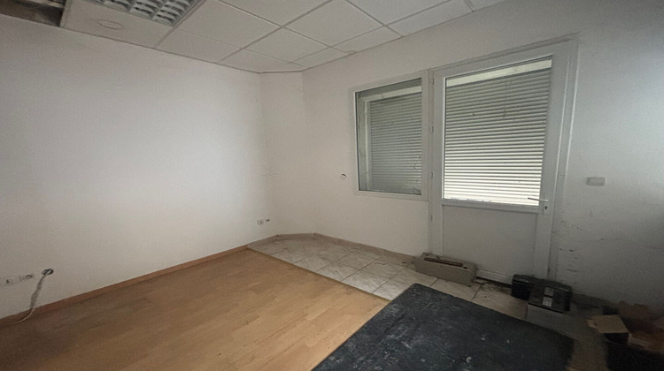 Ma-Cabane - Vente Local commercial SAINT-ETIENNE, 250 m²
