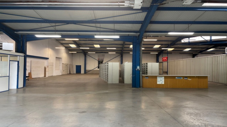 Ma-Cabane - Vente Local commercial SAINT-ETIENNE, 600 m²