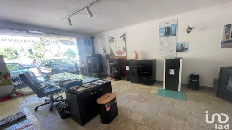 Ma-Cabane - Vente Local commercial Saint-Fargeau-Ponthierry, 229 m²