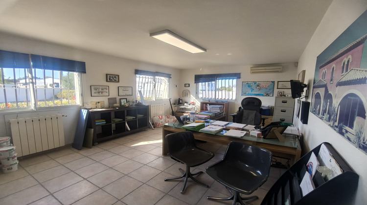 Ma-Cabane - Vente Local commercial Saint-Geniès-de-Malgoirès, 450 m²