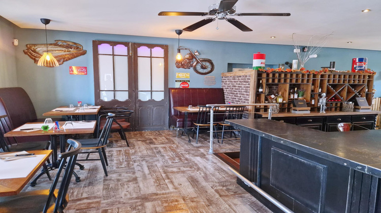 Ma-Cabane - Vente Local commercial Saint-Genis-de-Saintonge, 347 m²