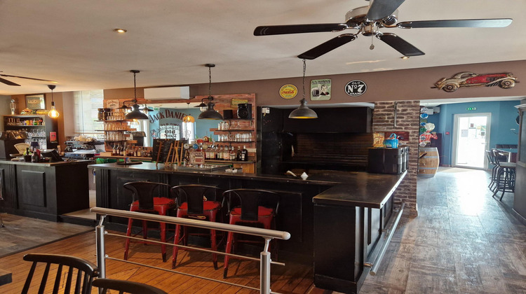 Ma-Cabane - Vente Local commercial Saint-Genis-de-Saintonge, 347 m²