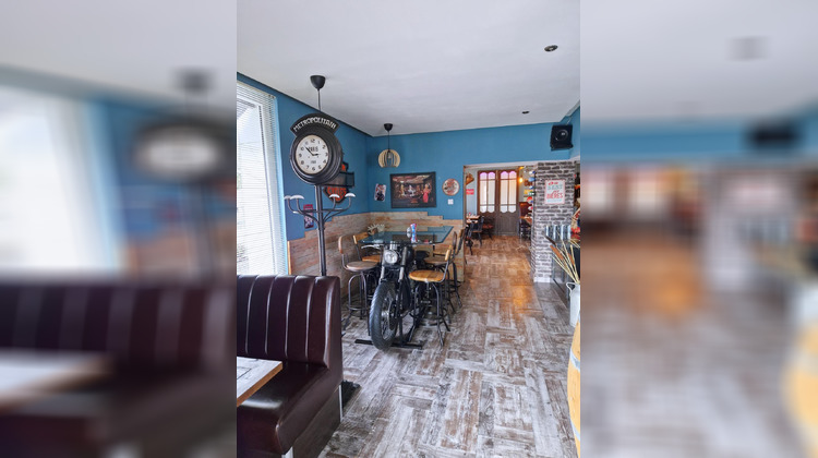 Ma-Cabane - Vente Local commercial Saint-Genis-de-Saintonge, 347 m²