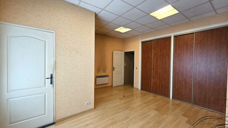 Ma-Cabane - Vente Local commercial SAINT-GENIX-SUR-GUIERS, 49 m²