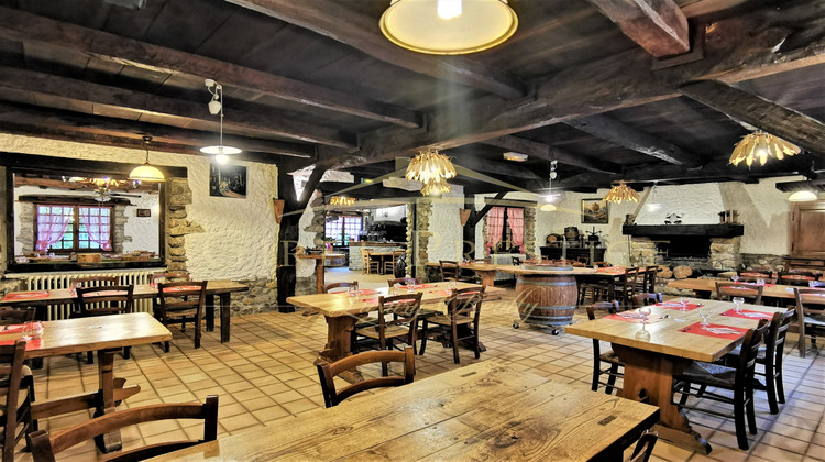 Ma-Cabane - Vente Local commercial Saint-Genix-sur-Guiers, 380 m²