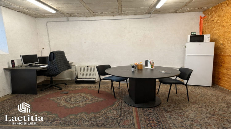 Ma-Cabane - Vente Local commercial Saint-Georges-d'Espéranche, 297 m²