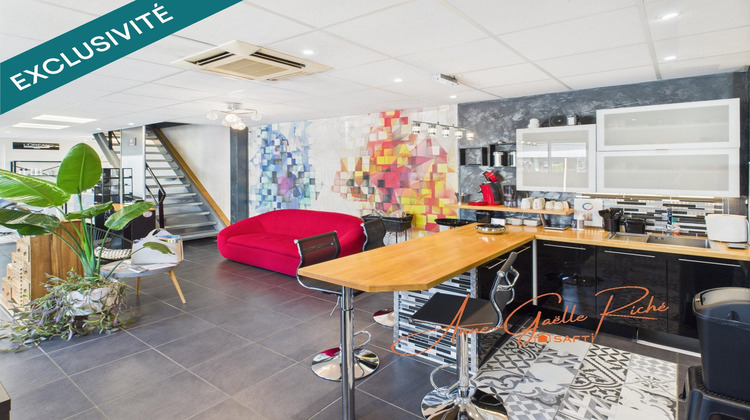 Ma-Cabane - Vente Local commercial Saint-Georges-des-Coteaux, 179 m²