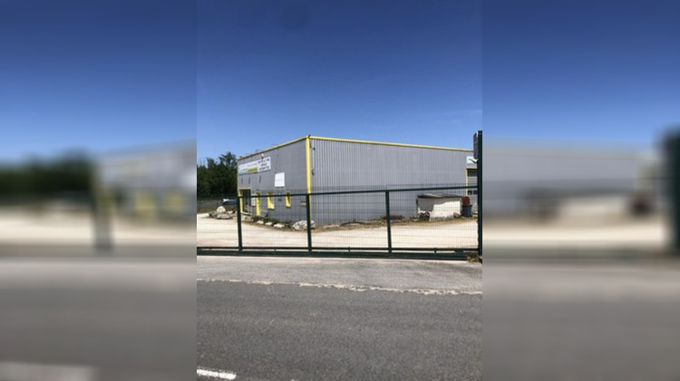Ma-Cabane - Vente Local commercial SAINT GEORGES SUR CHER, 400 m²