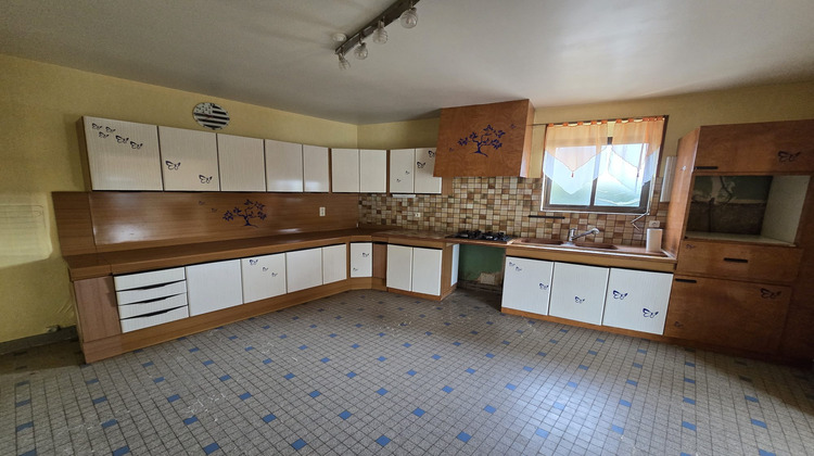 Ma-Cabane - Vente Local commercial Saint-Germain-de-Fresney, 214 m²