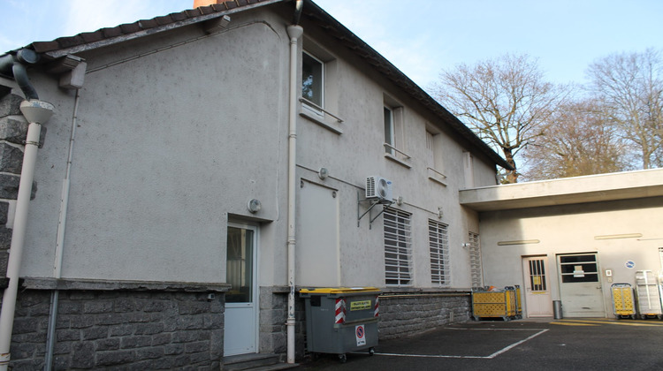 Ma-Cabane - Vente Local commercial Saint-Germain-des-Fossés, 195 m²